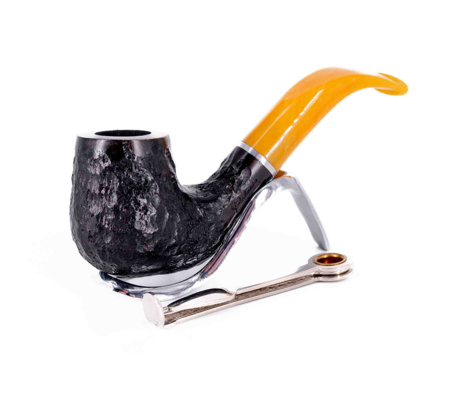 Padonio Black Rustic Yellow, fekete színű rusztikolt bruyer pipa, hajlított szárral-3
